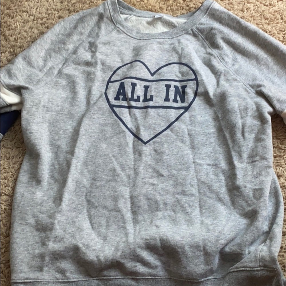 Long sleeve crew neck